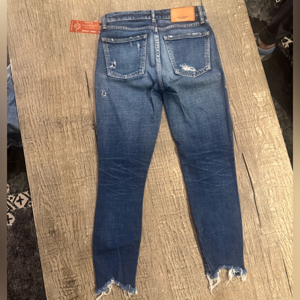 Moussy Vintage Glendale Skinny Jeans. - Picture 3 of 10